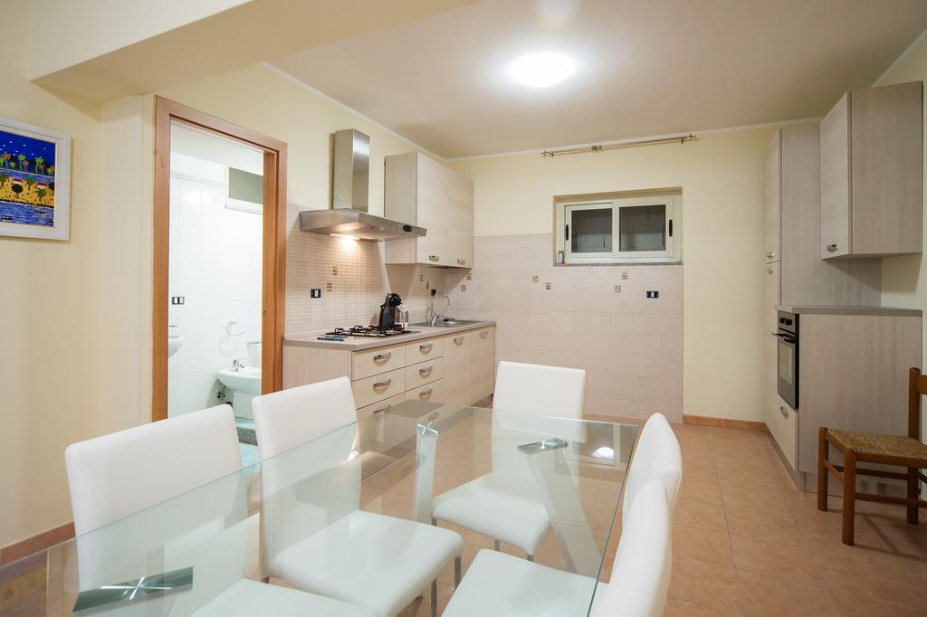 Milly House Apartment Letojanni Ngoại thất bức ảnh